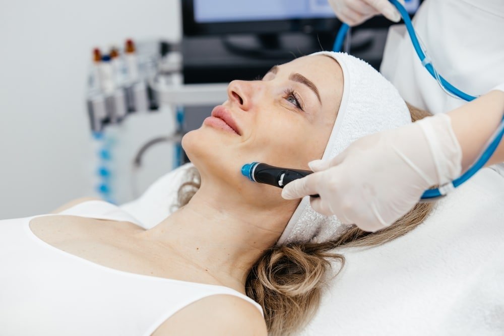 Is Hydrafacial Safe for Sensitive Skin?